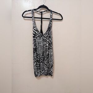 Cozy S+S Casual Black and white animal print medium tank